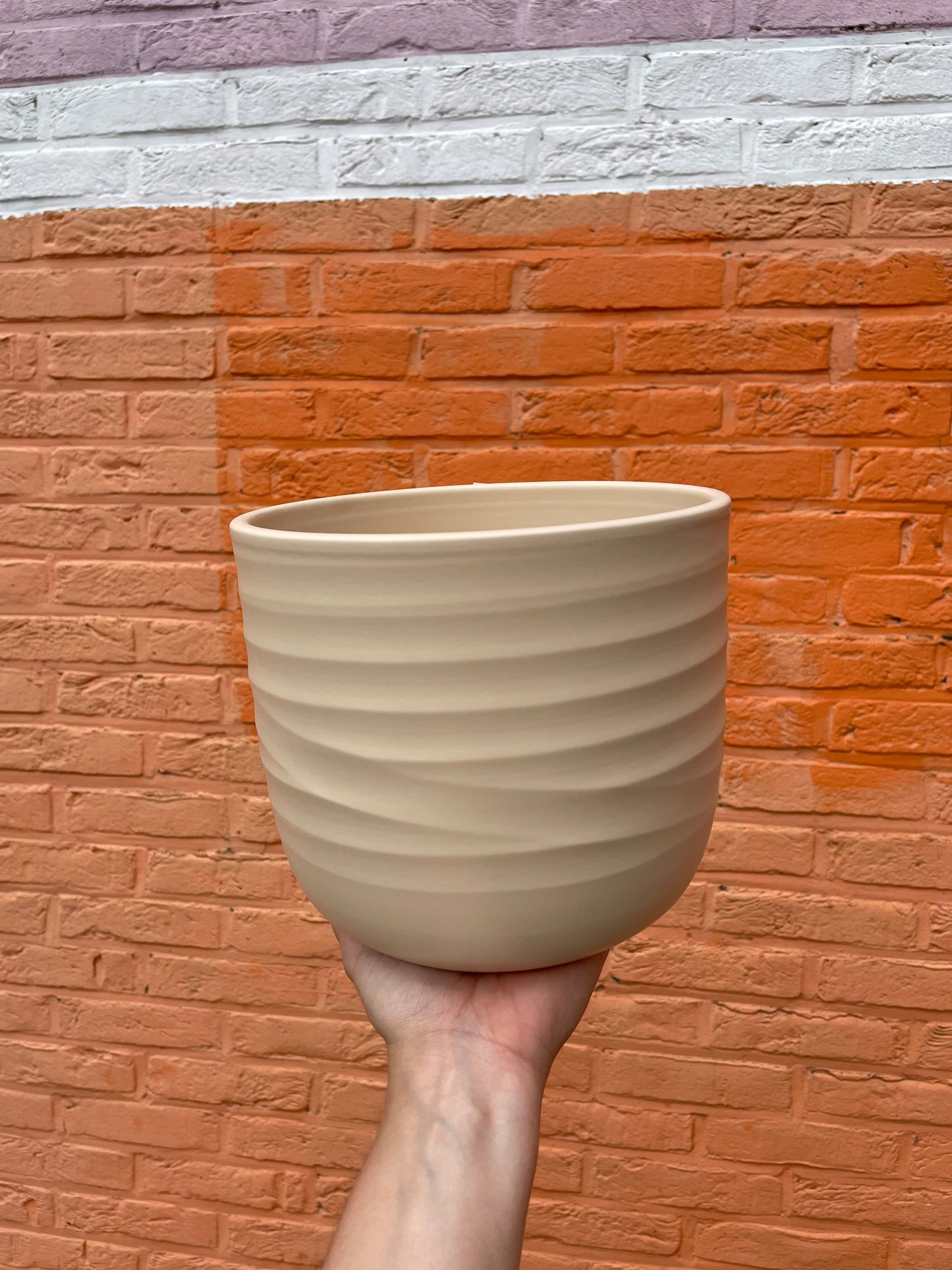 Sierpot creme D18cm